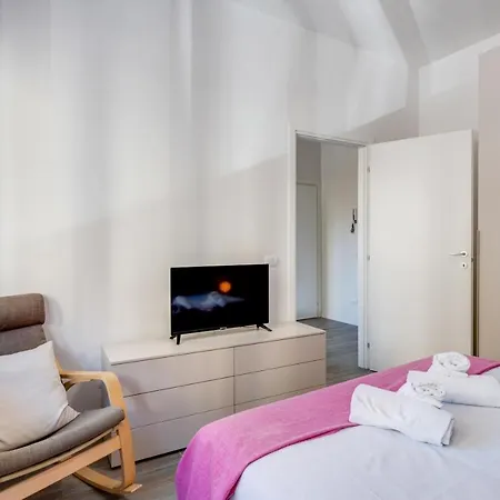 Lulli Bright And Cozy Flat Apartamento Florença